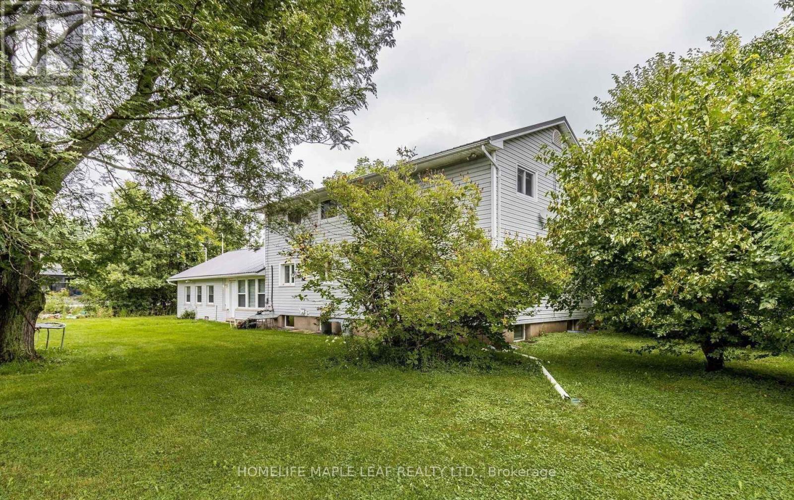 2815 Niagara River Parkway, Fort Erie, Ontario  L2A 5M4 - Photo 19 - X13739132