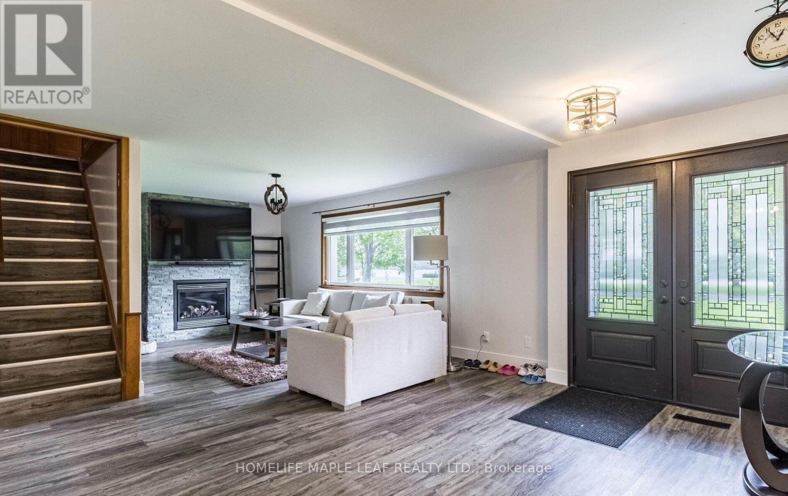 2815 Niagara River Parkway, Fort Erie, Ontario  L2A 5M4 - Photo 5 - X13739132