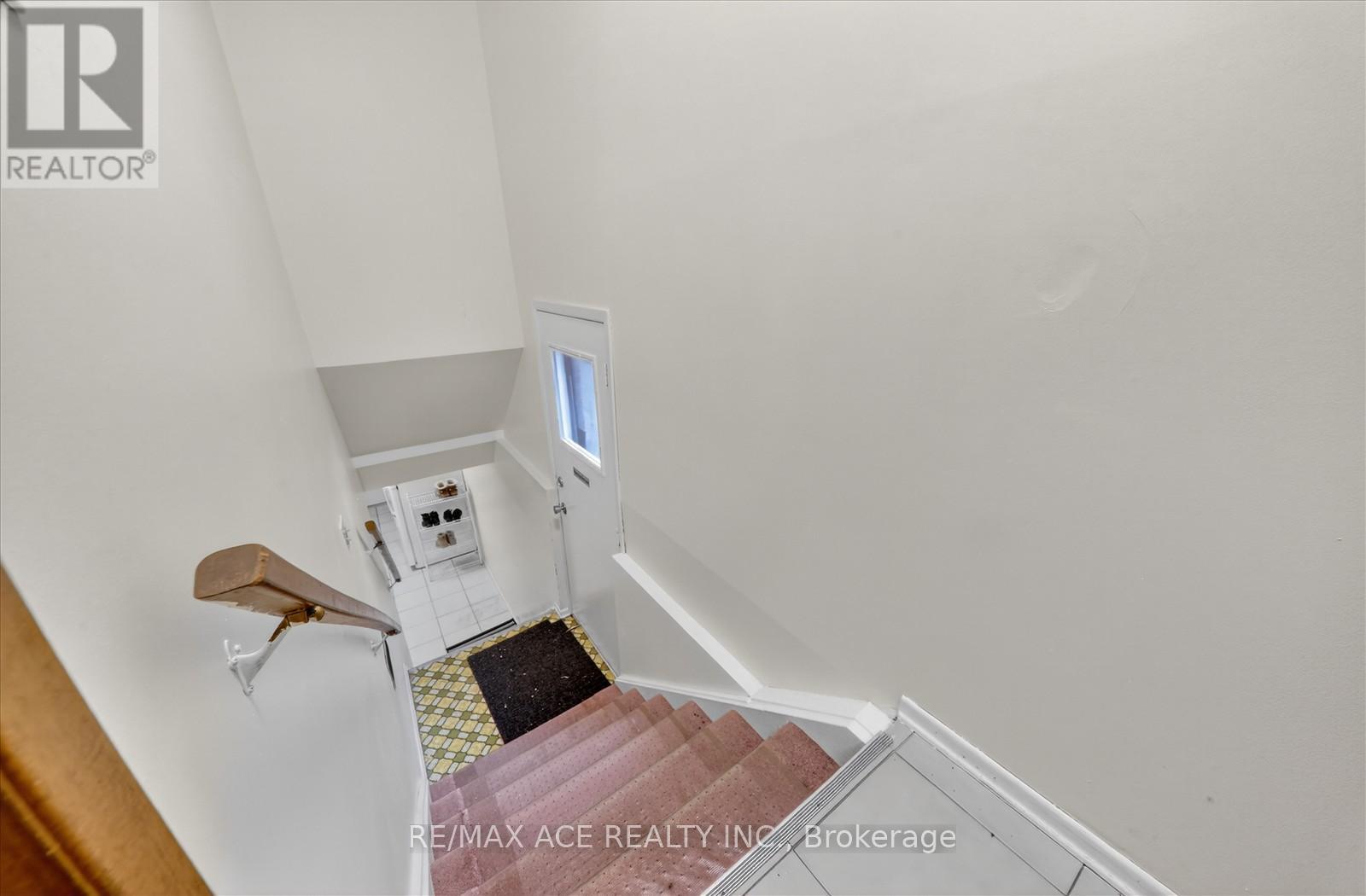 Bsmt Room 1 - 83 Ward Avenue, Hamilton, Ontario  L8S 2E8 - Photo 2 - X13739136