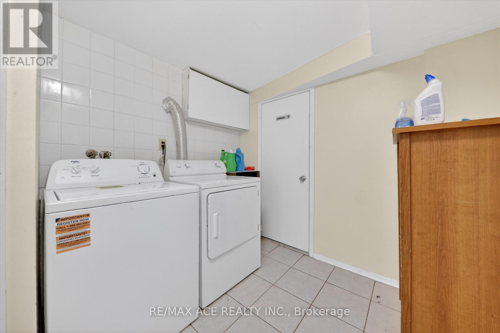 Bsmt Room 1 - 83 Ward Avenue, Hamilton, Ontario  L8S 2E8 - Photo 9 - X13739136
