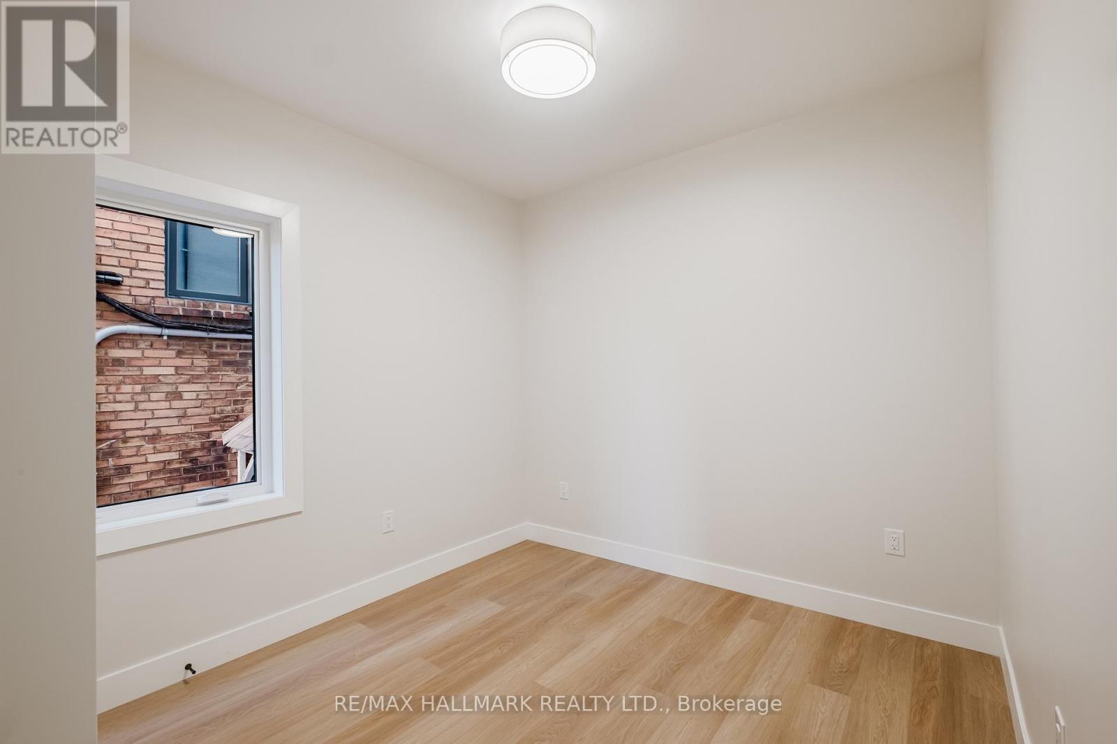 1 - 37 Milverton Boulevard, Toronto, Ontario  M4J 1T5 - Photo 17 - E13738440