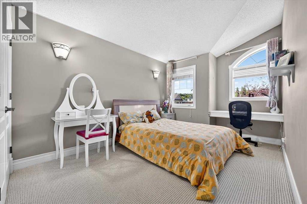 234 Elmont Bay SW, Calgary, Alberta T3H 4X9 - Photo 27 - A2341225