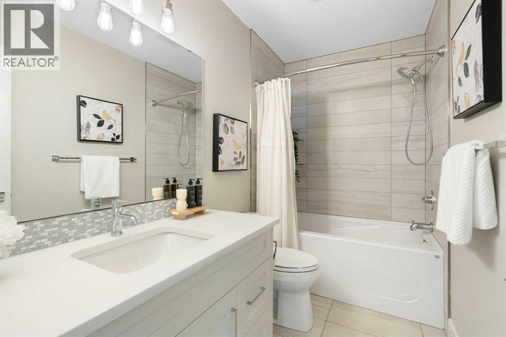 28 Edgepark Mews NW, Calgary, Alberta  T3A 4G3 - Photo 23 - A2339690