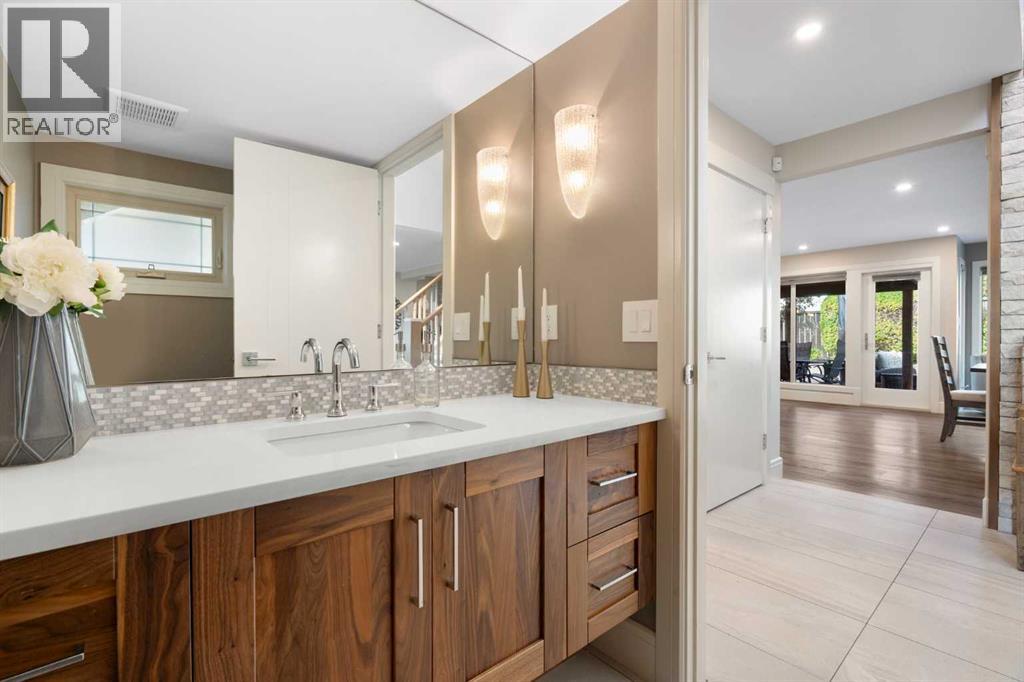 28 Edgepark Mews NW, Calgary, Alberta  T3A 4G3 - Photo 15 - A2339690