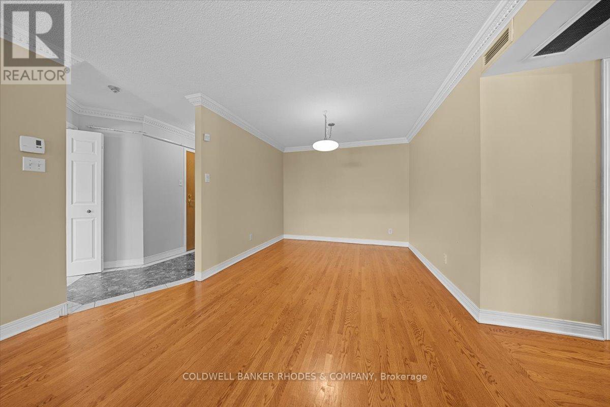 205 - 939 North River Road, Ottawa, Ontario K1K 3V2 - Photo 3 - X13739164