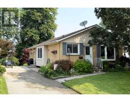 773 GLADSTONE DRIVE, Woodstock, Ontario