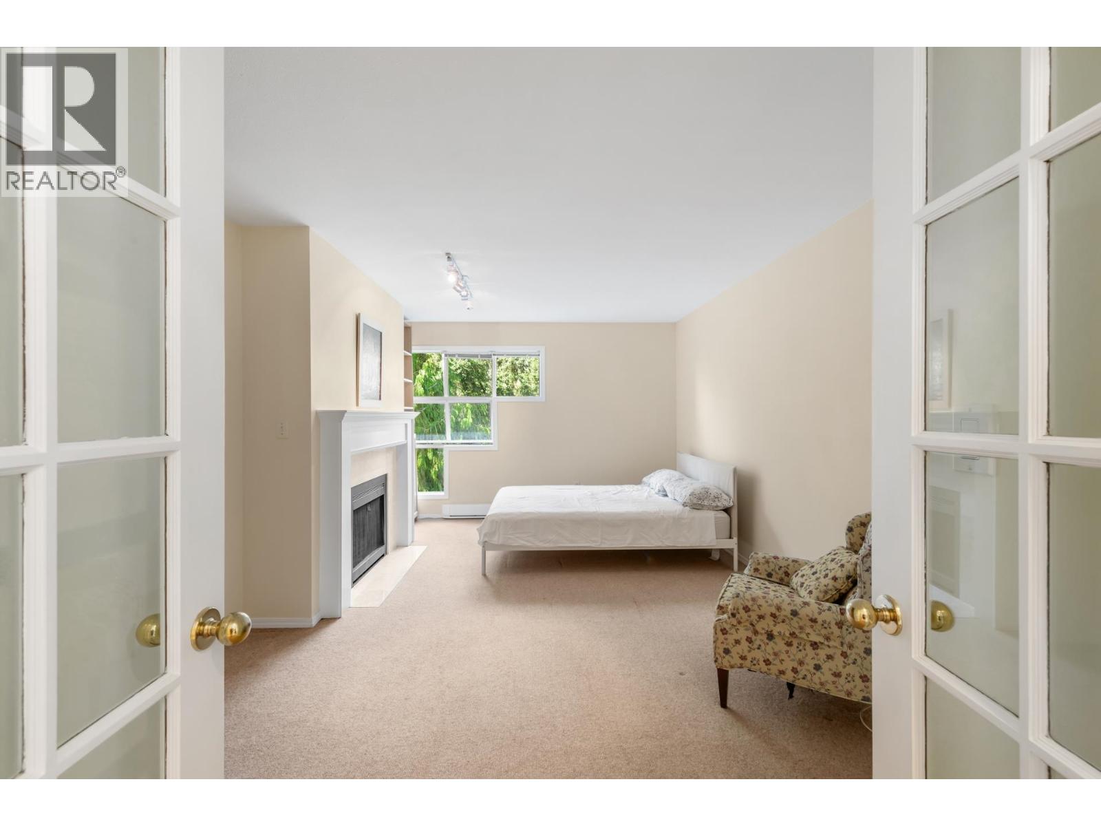 303 3373 Capilano Crescent, North Vancouver, British Columbia  V7R 4W7 - Photo 19 - R3161125