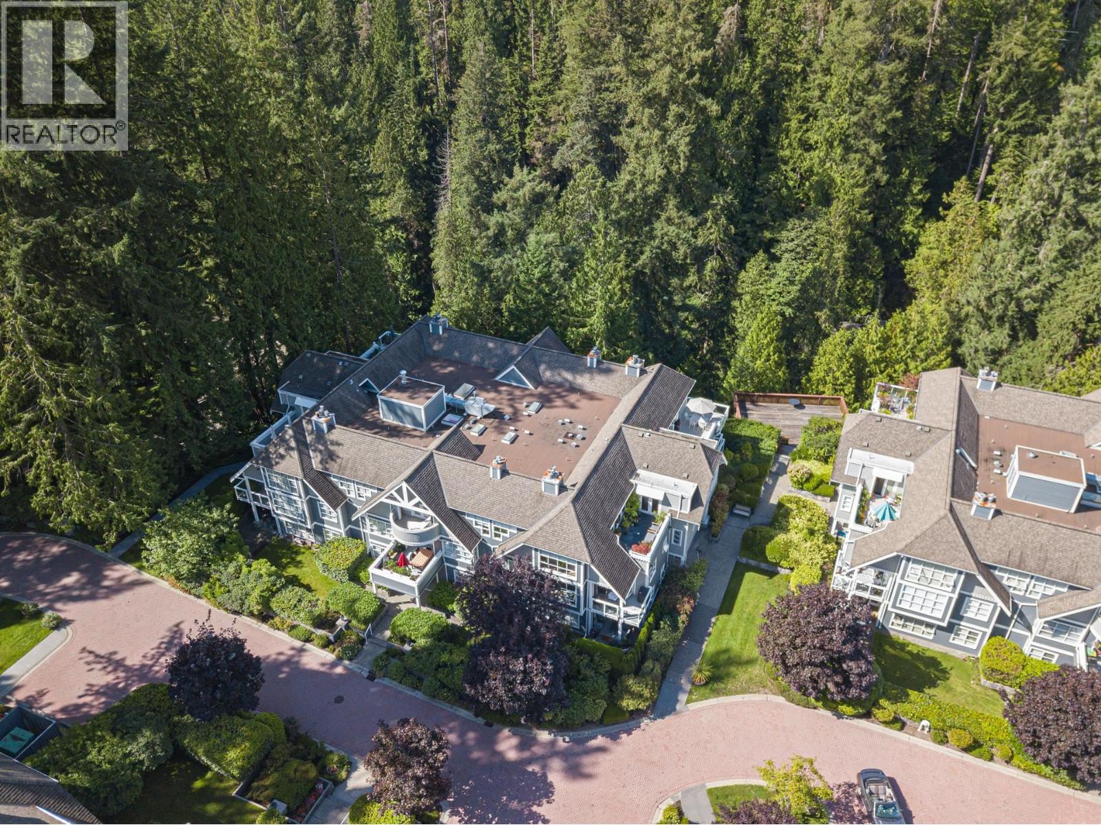 303 3373 Capilano Crescent, North Vancouver, British Columbia  V7R 4W7 - Photo 32 - R3161125