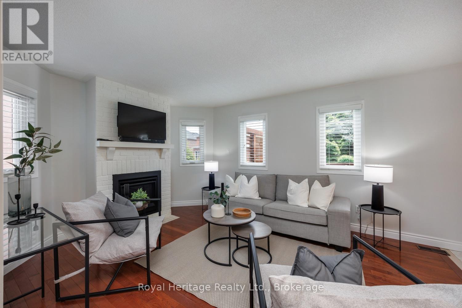 16 Donald Wilson Street, Whitby, Ontario  L1R 2H5 - Photo 18 - E13700070