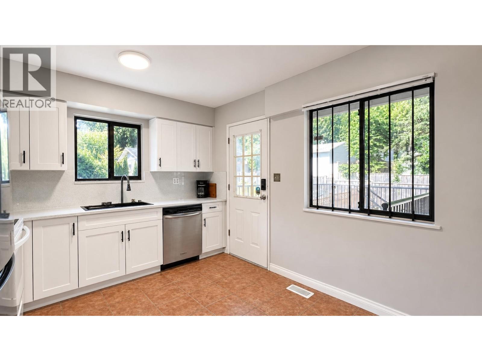 1024 Ranch Park Way, Coquitlam, British Columbia  V3C 2H2 - Photo 12 - R3161103