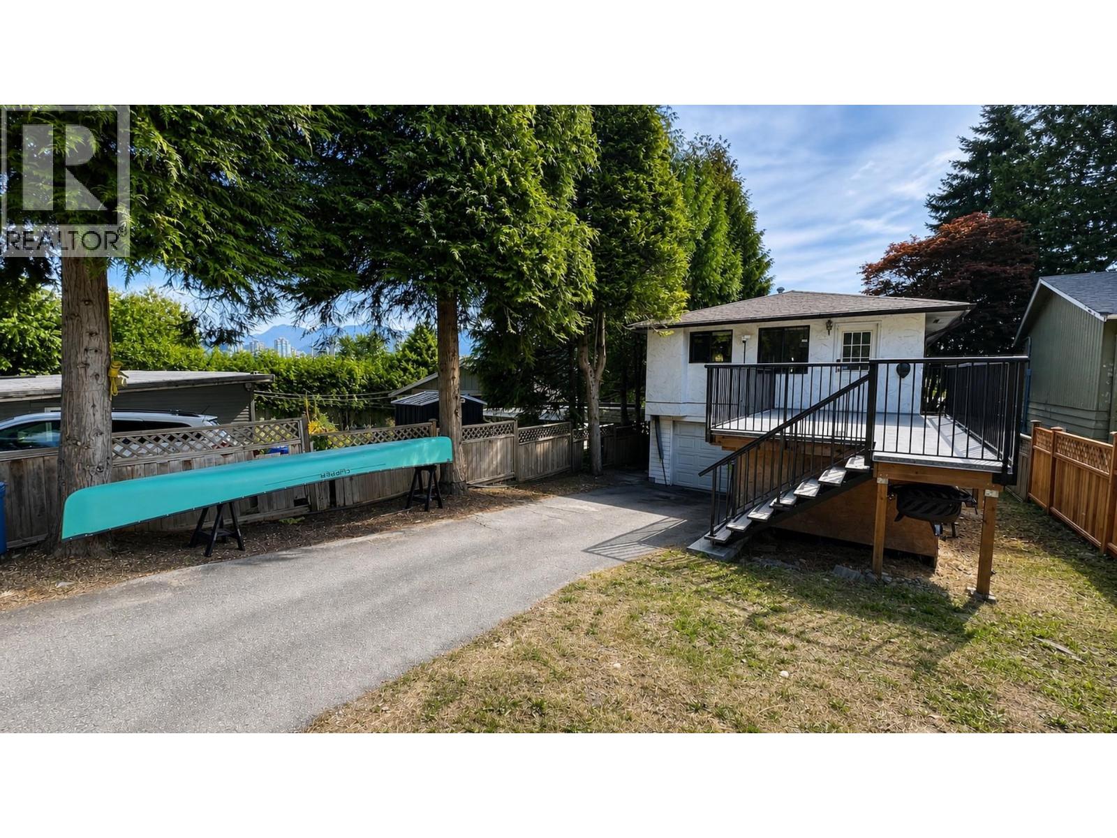 1024 Ranch Park Way, Coquitlam, British Columbia  V3C 2H2 - Photo 38 - R3161103