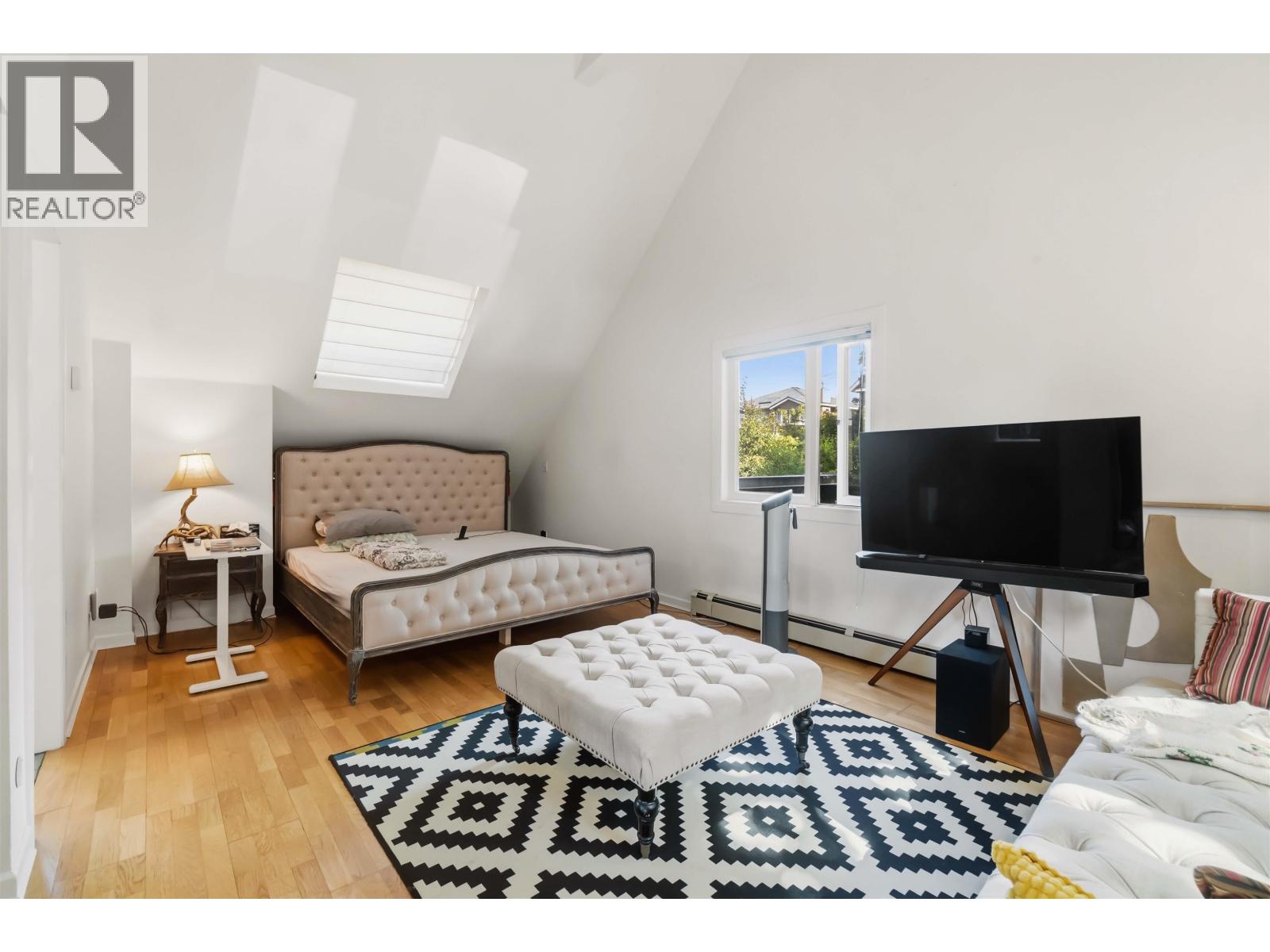 7625 Borden Street, Vancouver, British Columbia  V5P 3C9 - Photo 5 - R3161115