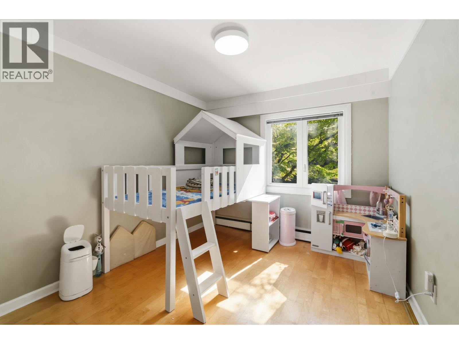7625 Borden Street, Vancouver, British Columbia  V5P 3C9 - Photo 9 - R3161115