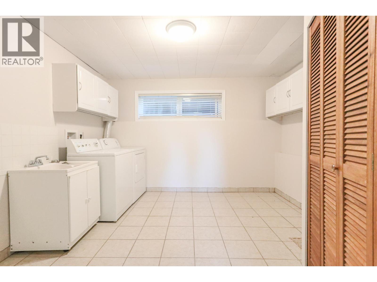 1352 E 16th Street, North Vancouver, British Columbia  V7J 1L4 - Photo 24 - R3161119