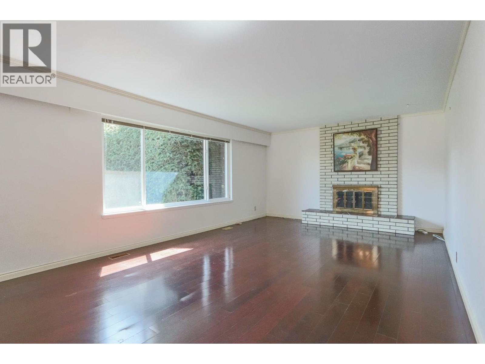 1352 E 16th Street, North Vancouver, British Columbia  V7J 1L4 - Photo 5 - R3161119
