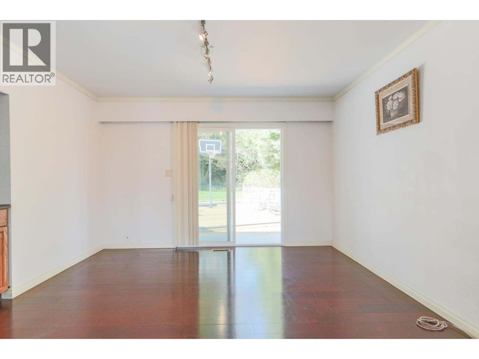1352 E 16th Street, North Vancouver, British Columbia  V7J 1L4 - Photo 8 - R3161119