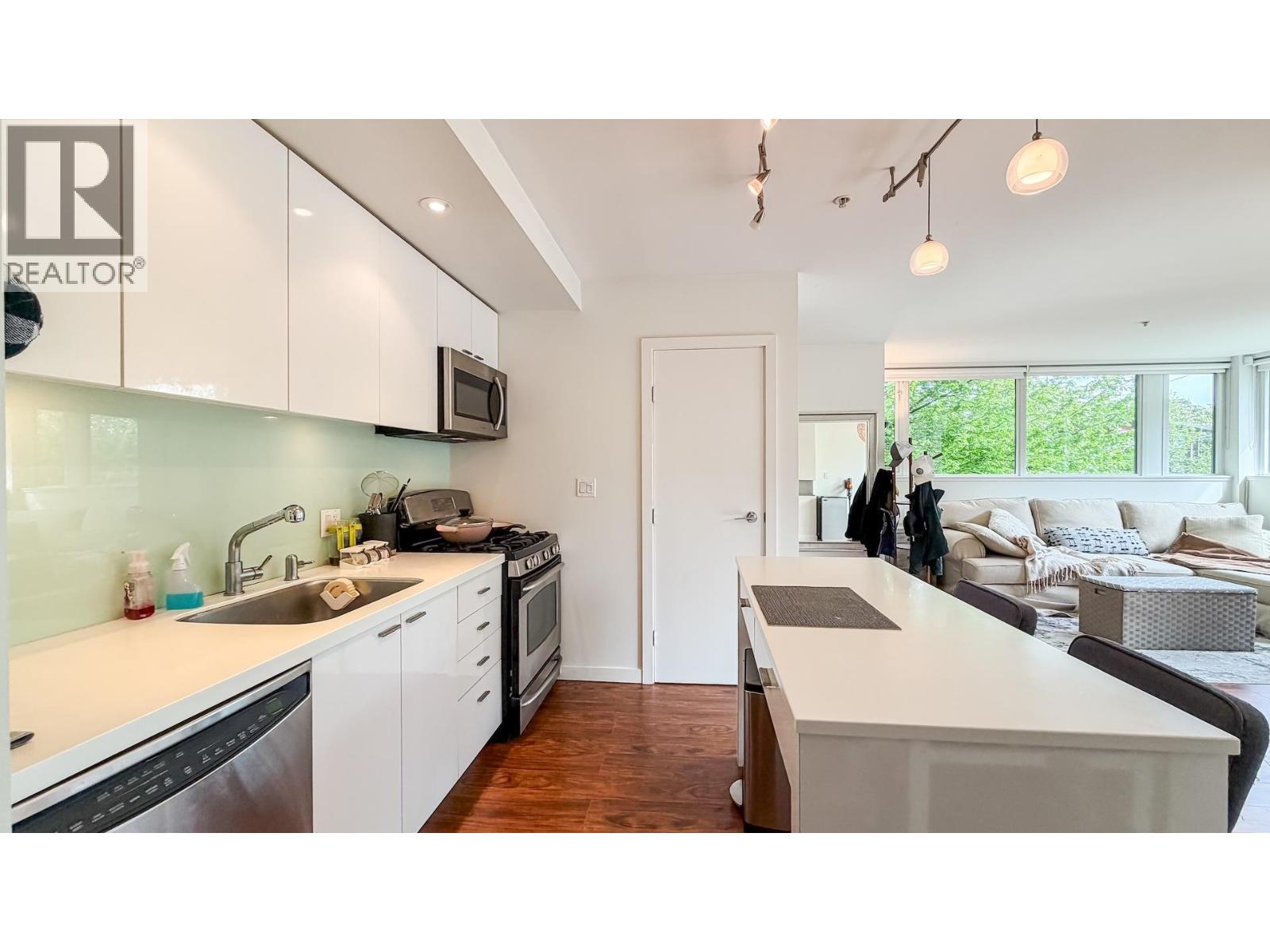 390 E 11th Ave, Vancouver, British Columbia  V5T 4V9 - Photo 13 - R3161109