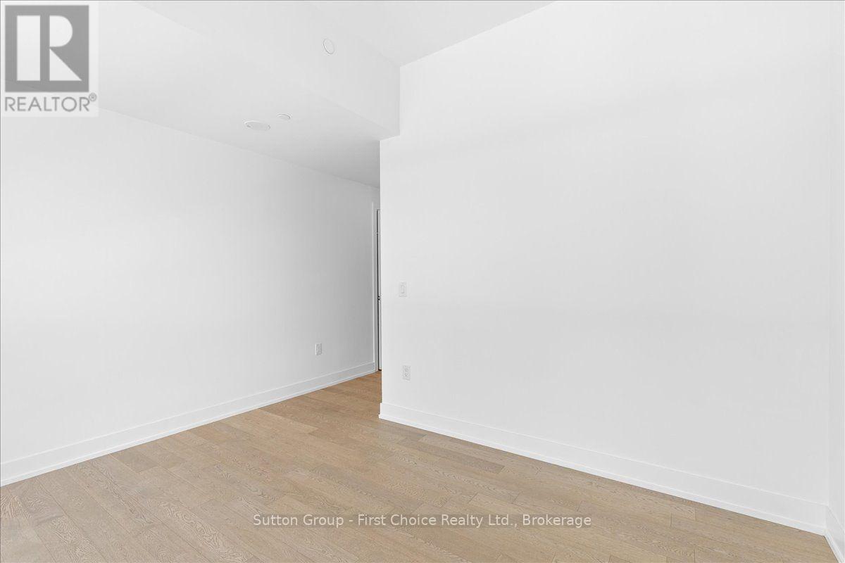 1063 Douglas Mccurdy Common Circle, Mississauga, Ontario  L5L 3H9 - Photo 12 - W13739172