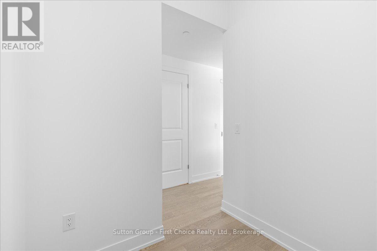 1063 Douglas Mccurdy Common Circle, Mississauga, Ontario  L5L 3H9 - Photo 24 - W13739172