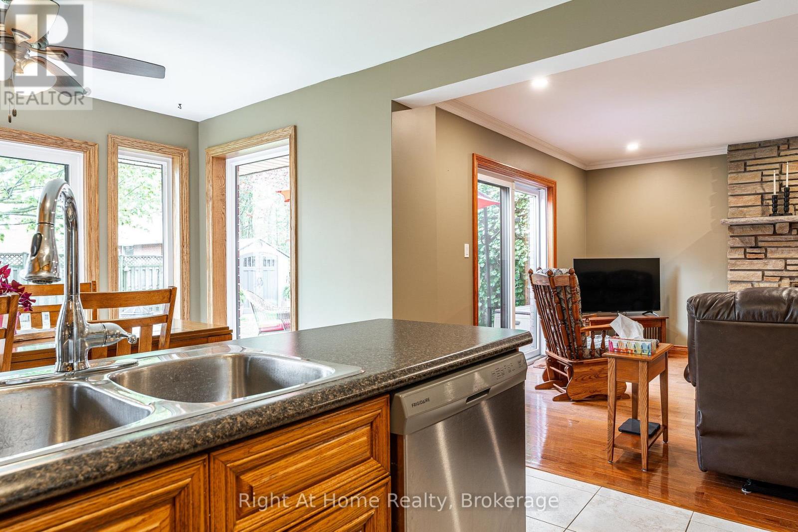 27 Kay Street, Stratford, Ontario  N5A 7R7 - Photo 16 - X13739154