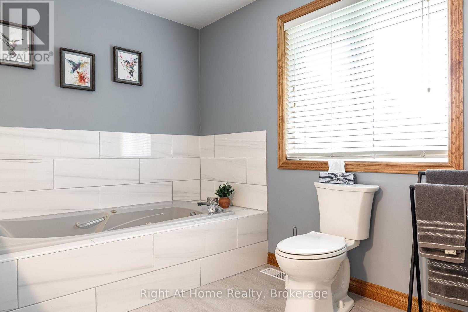 27 Kay Street, Stratford, Ontario  N5A 7R7 - Photo 29 - X13739154