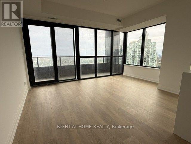 2904 - 4015 The Exchange Drive, Mississauga, Ontario  L5B 0N9 - Photo 2 - W13739168