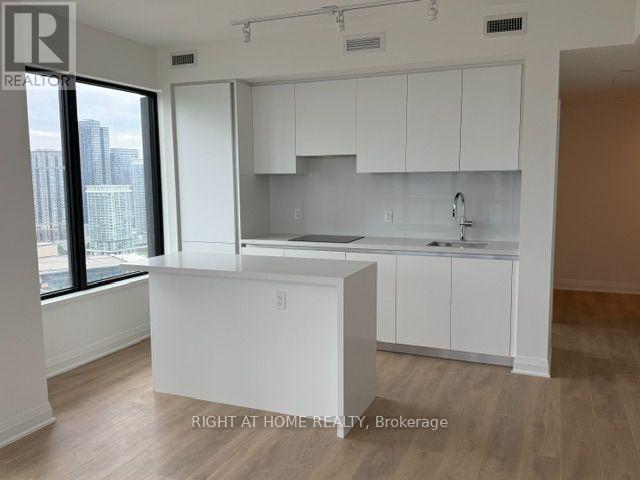 2904 - 4015 The Exchange Drive, Mississauga, Ontario  L5B 0N9 - Photo 3 - W13739168