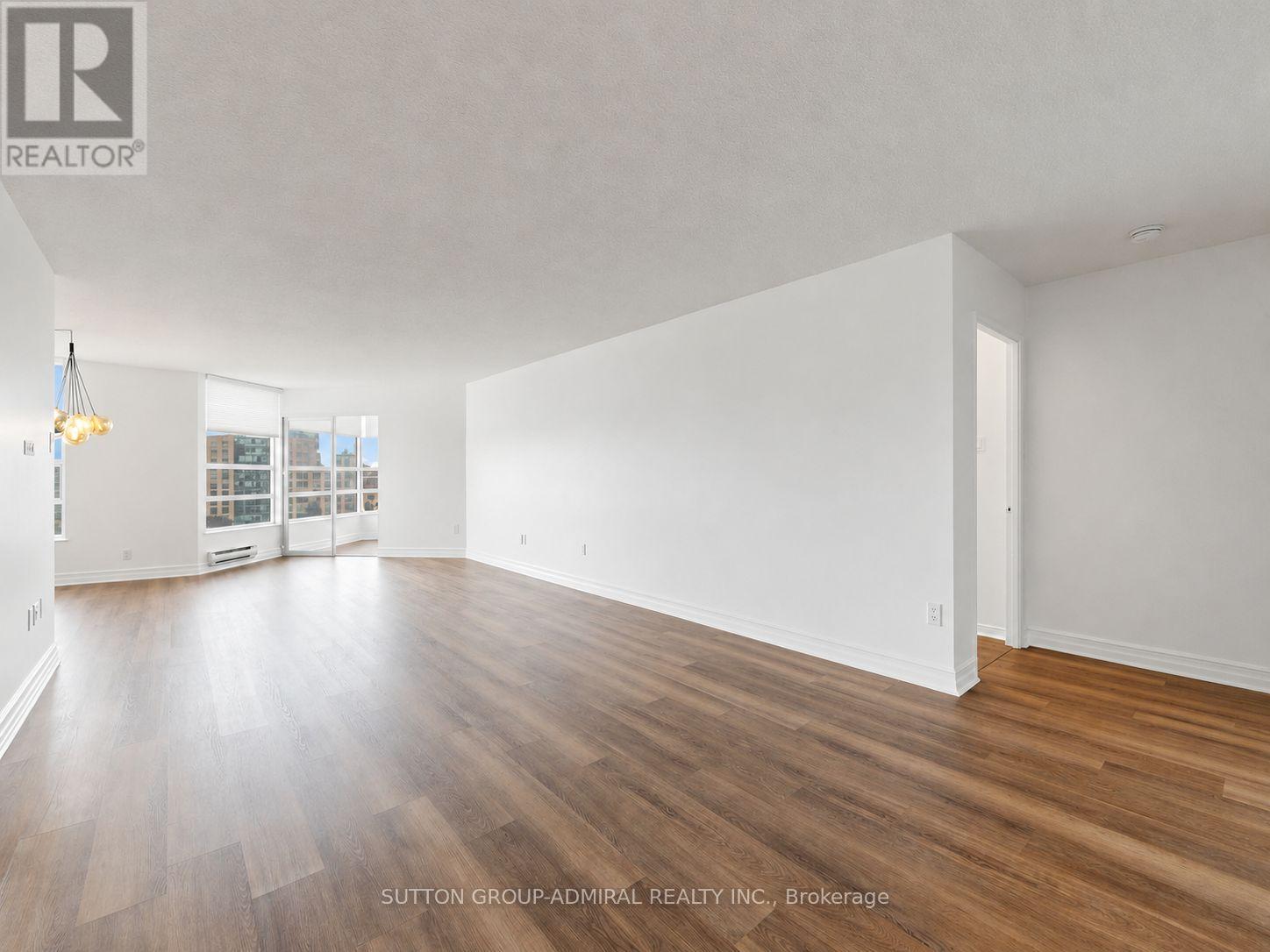 910 - 7905 Bayview Avenue, Markham, Ontario  L3T 7N3 - Photo 3 - N13735798