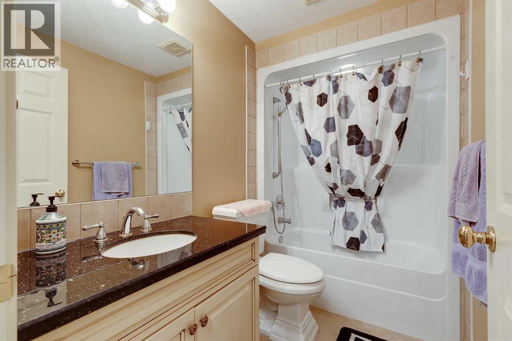 4592 Hamptons Way Nw, Calgary, Alberta  T3A 6B6 - Photo 42 - A2341743