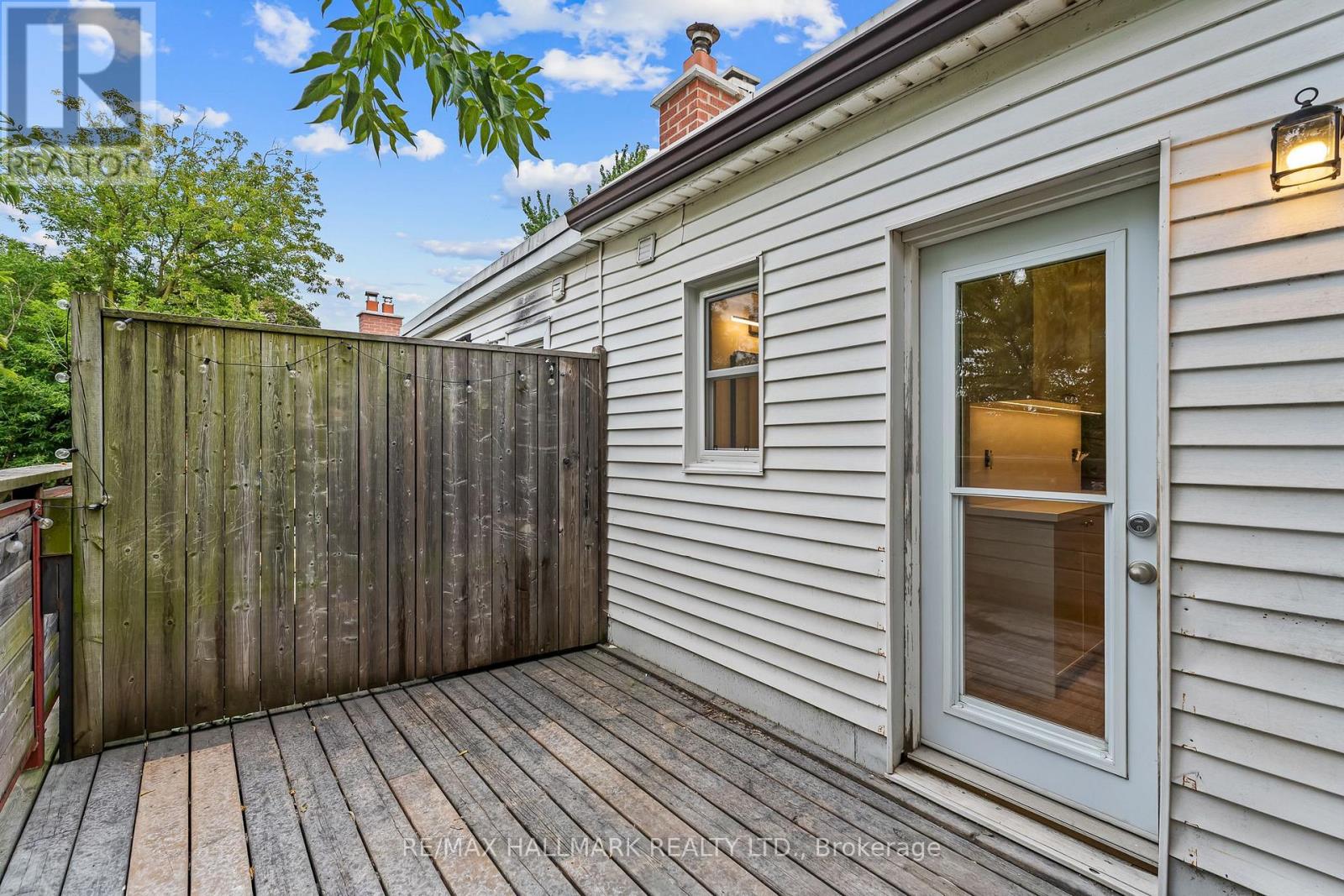 Upper - 229 Kingston Road, Toronto, Ontario  M4L 1T5 - Photo 26 - E13738008