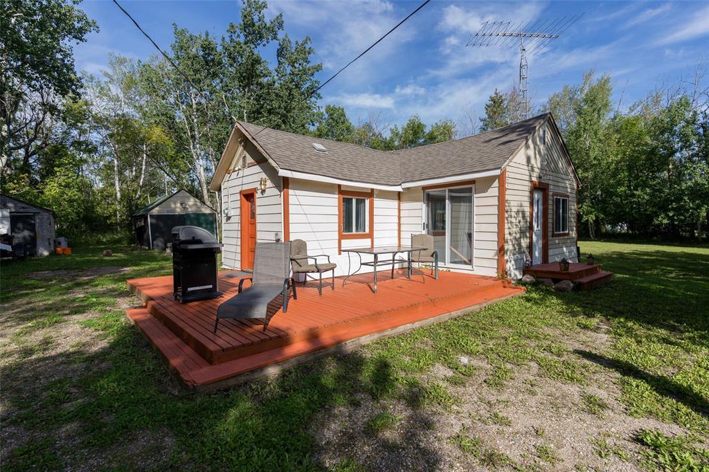 20 Donald Street, Grand Marais, Manitoba  R0E 0T0 - Photo 1 - 202622048