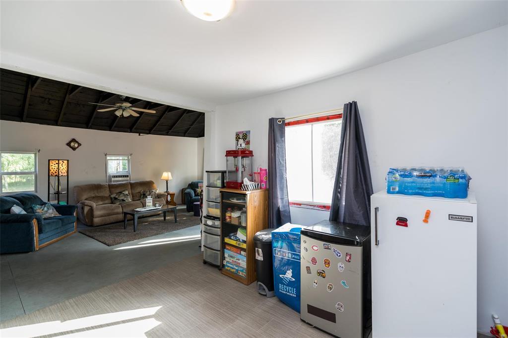 20 Donald Street, Grand Marais, Manitoba  R0E 0T0 - Photo 9 - 202622048