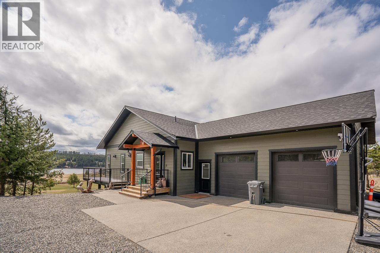 5593 Lakeside Court, 103 Mile House, British Columbia  V0K 2E1 - Photo 34 - R3161148