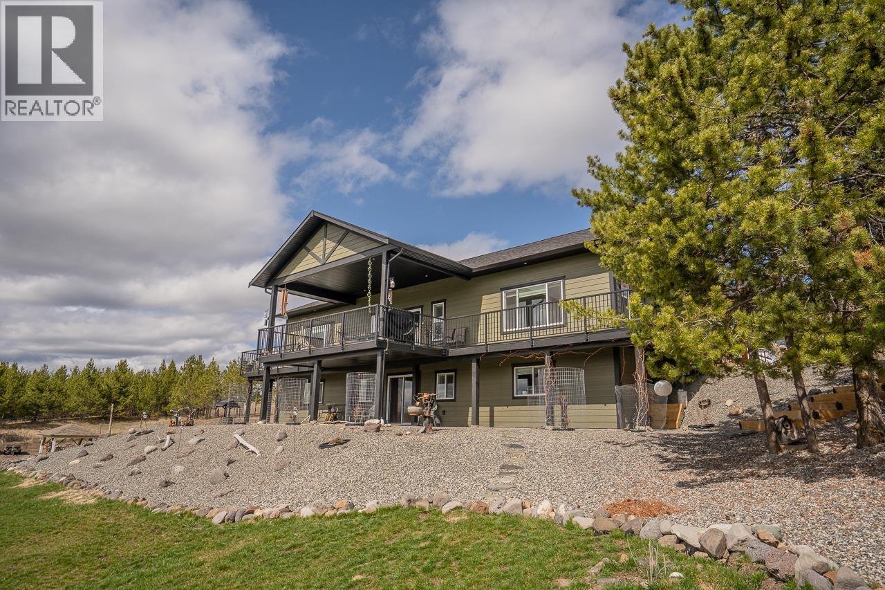 5593 Lakeside Court, 103 Mile House, British Columbia  V0K 2E1 - Photo 35 - R3161148