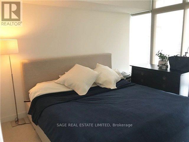 3405 - 33 Charles Street E, Toronto, Ontario  M4Y 0A2 - Photo 8 - C13739242