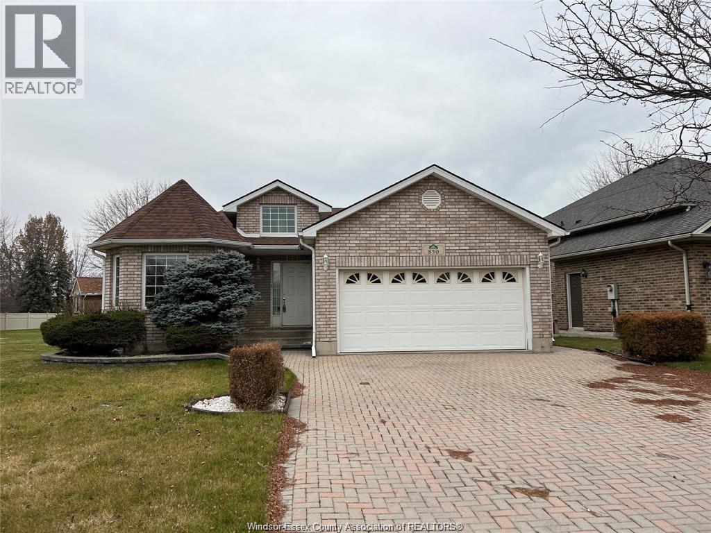 850 HACIENDA COURT, Windsor, Ontario