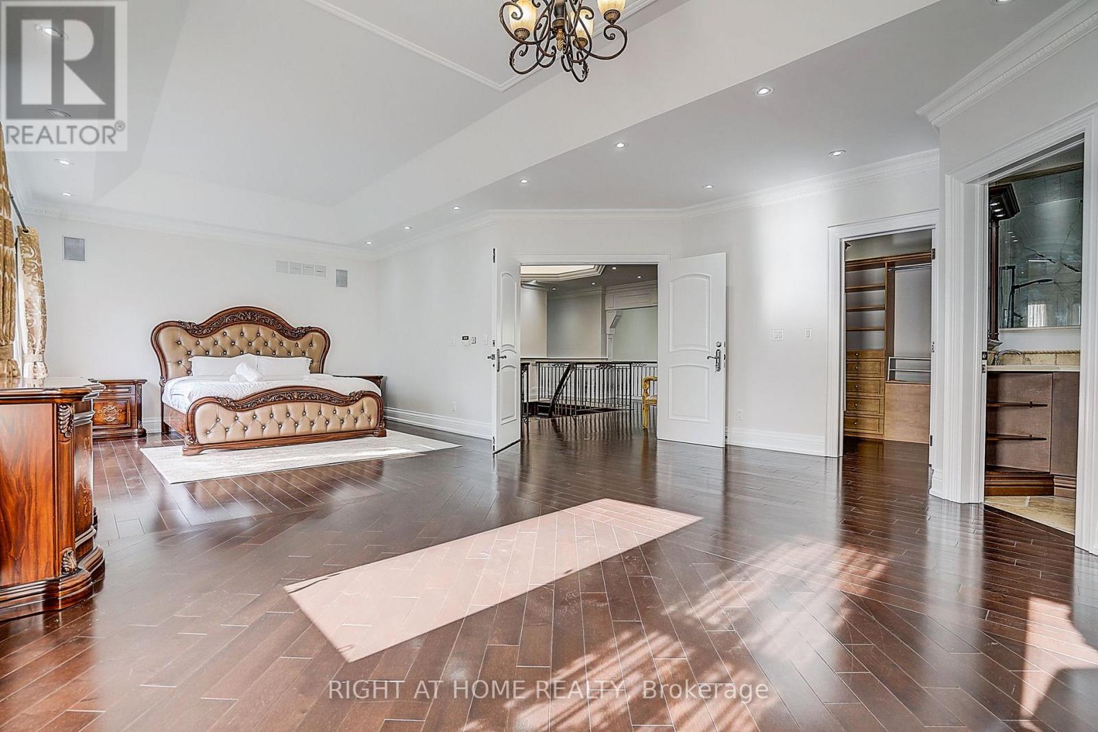 16 Fairview Avenue, Richmond Hill, Ontario  L4C 6L2 - Photo 31 - N13739198