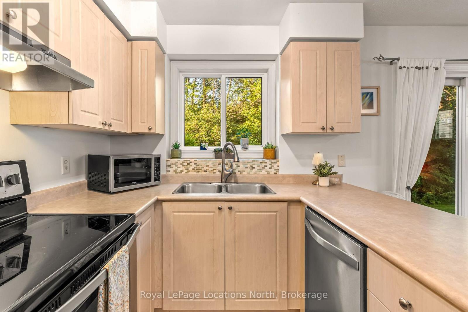 17 - 35 Sundial Court, Collingwood, Ontario  L9Y 5E5 - Photo 13 - S13739236