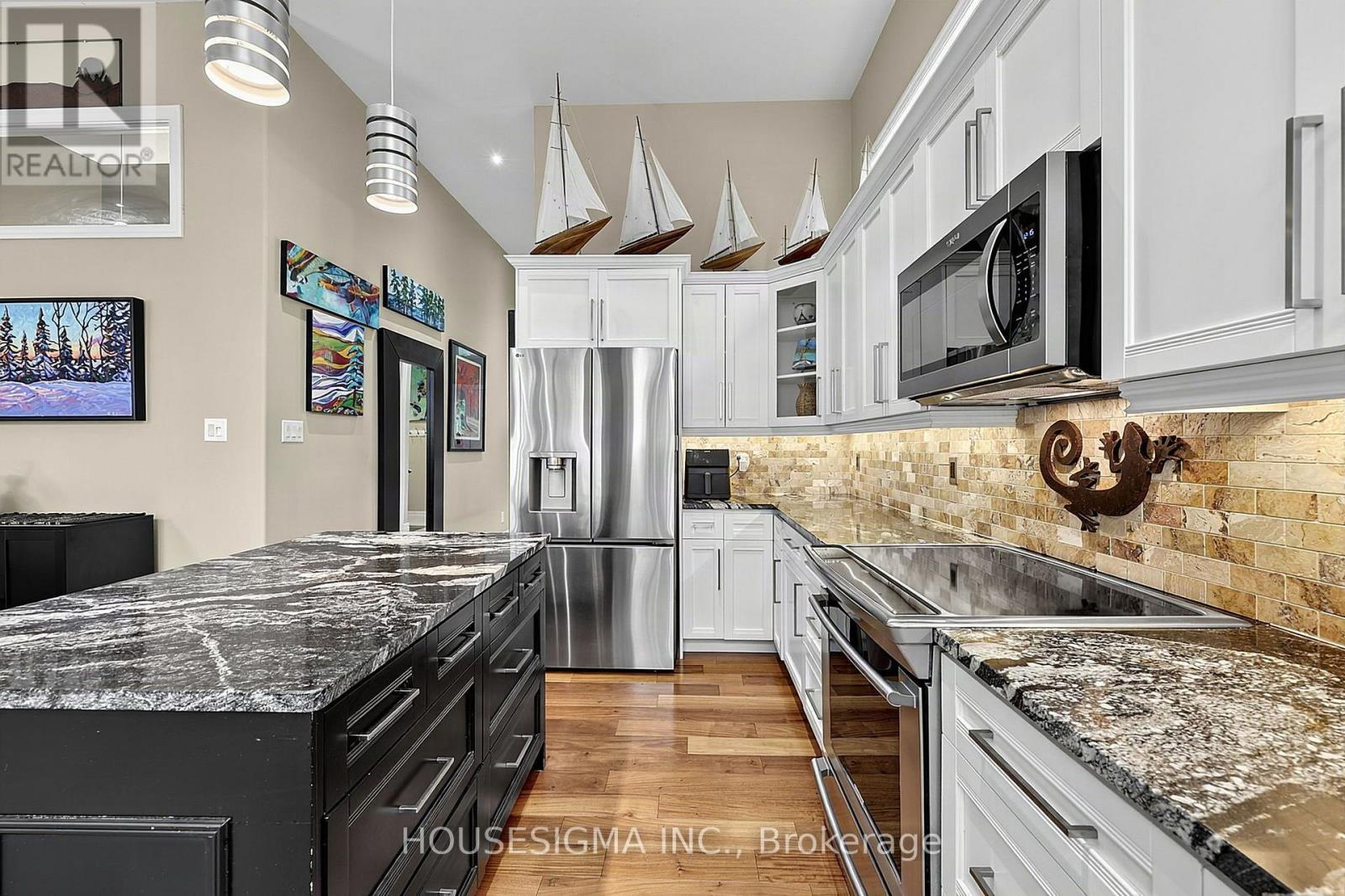 1046 River Road, Wasaga Beach, Ontario  L9Z 2P6 - Photo 11 - S13739190