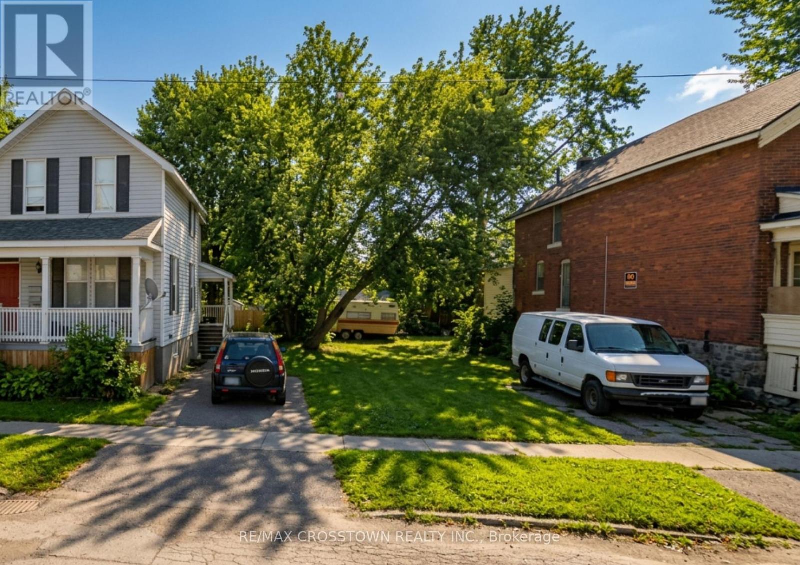 117 COLBORNE STREET E, Orillia, Ontario