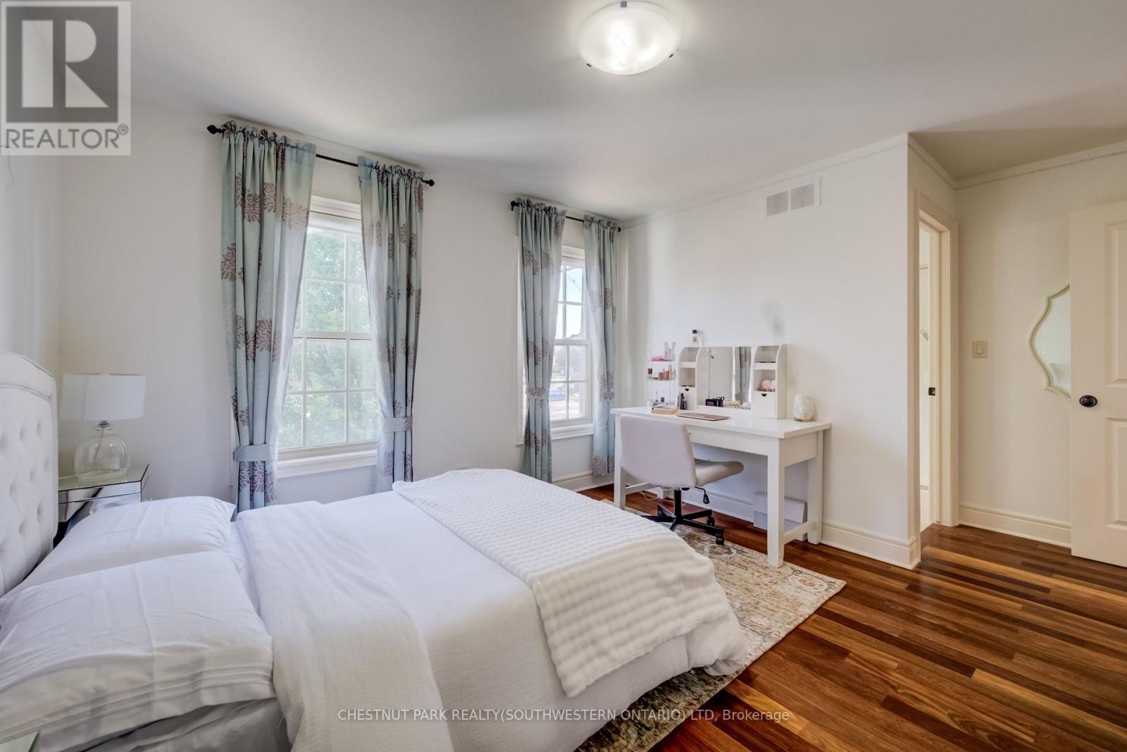 33 Cherry Street, St. Catharines, Ontario  L2R 5M5 - Photo 39 - X13739220