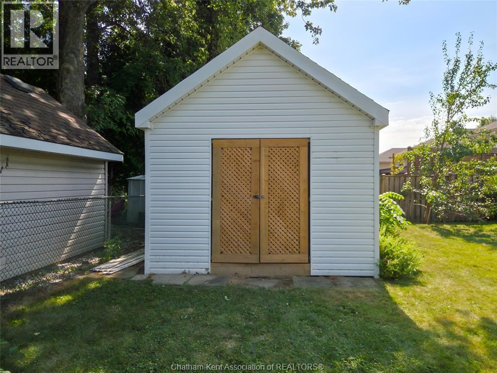 334 Mcnaughton Avenue, Chatham, Ontario  N7L 2G9 - Photo 27 - 26021402