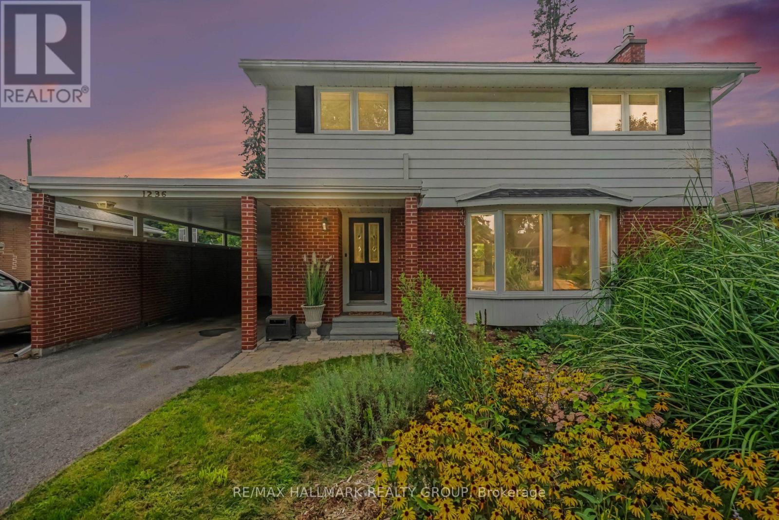 1236 AMESBROOKE DRIVE, ottawa, Ontario