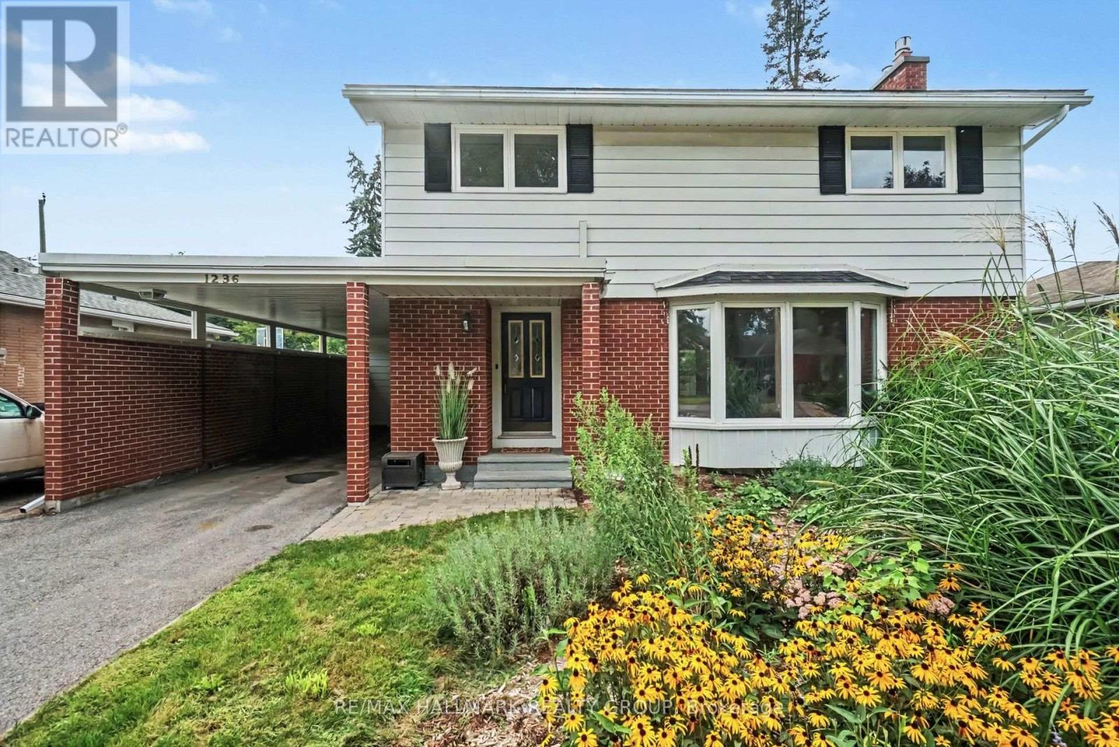 1236 Amesbrooke Drive, Ottawa, Ontario  K2C 2E6 - Photo 2 - X13739266
