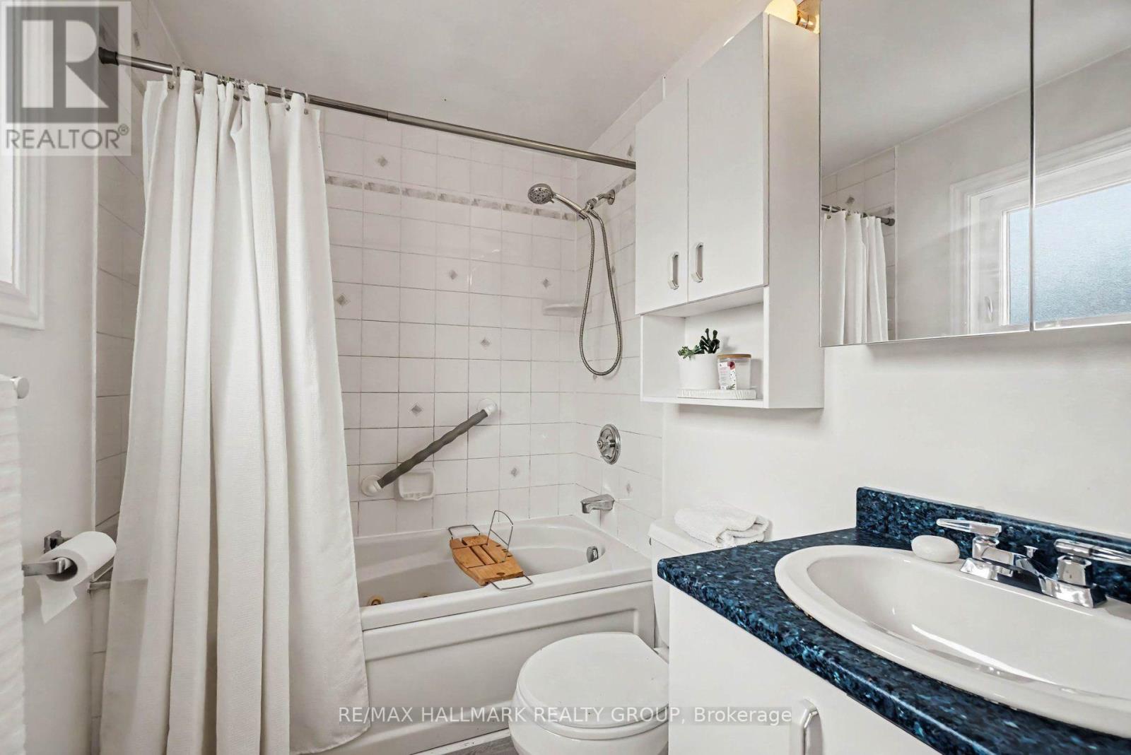 1236 Amesbrooke Drive, Ottawa, Ontario  K2C 2E6 - Photo 20 - X13739266