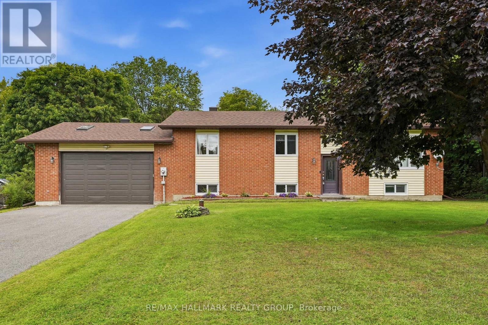 601 LAKE GEORGE ROAD, Alfred and Plantagenet, Ontario