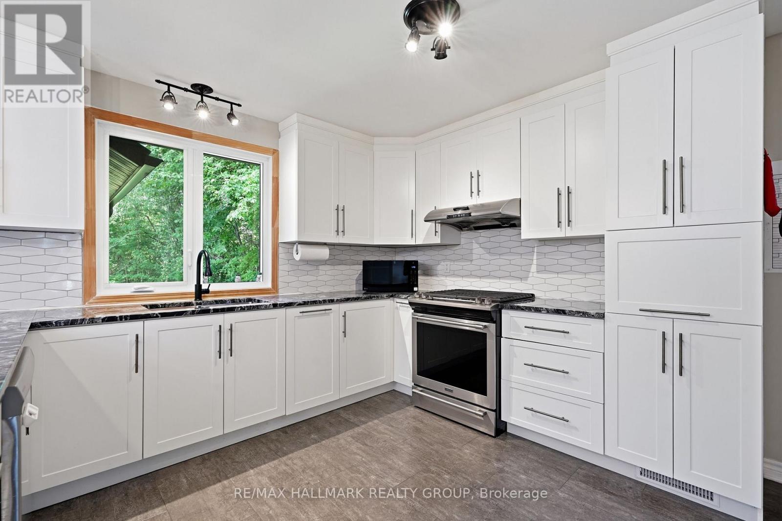 601 Lake George Road, Alfred And Plantagenet, Ontario  K0B 1L0 - Photo 16 - X13739294