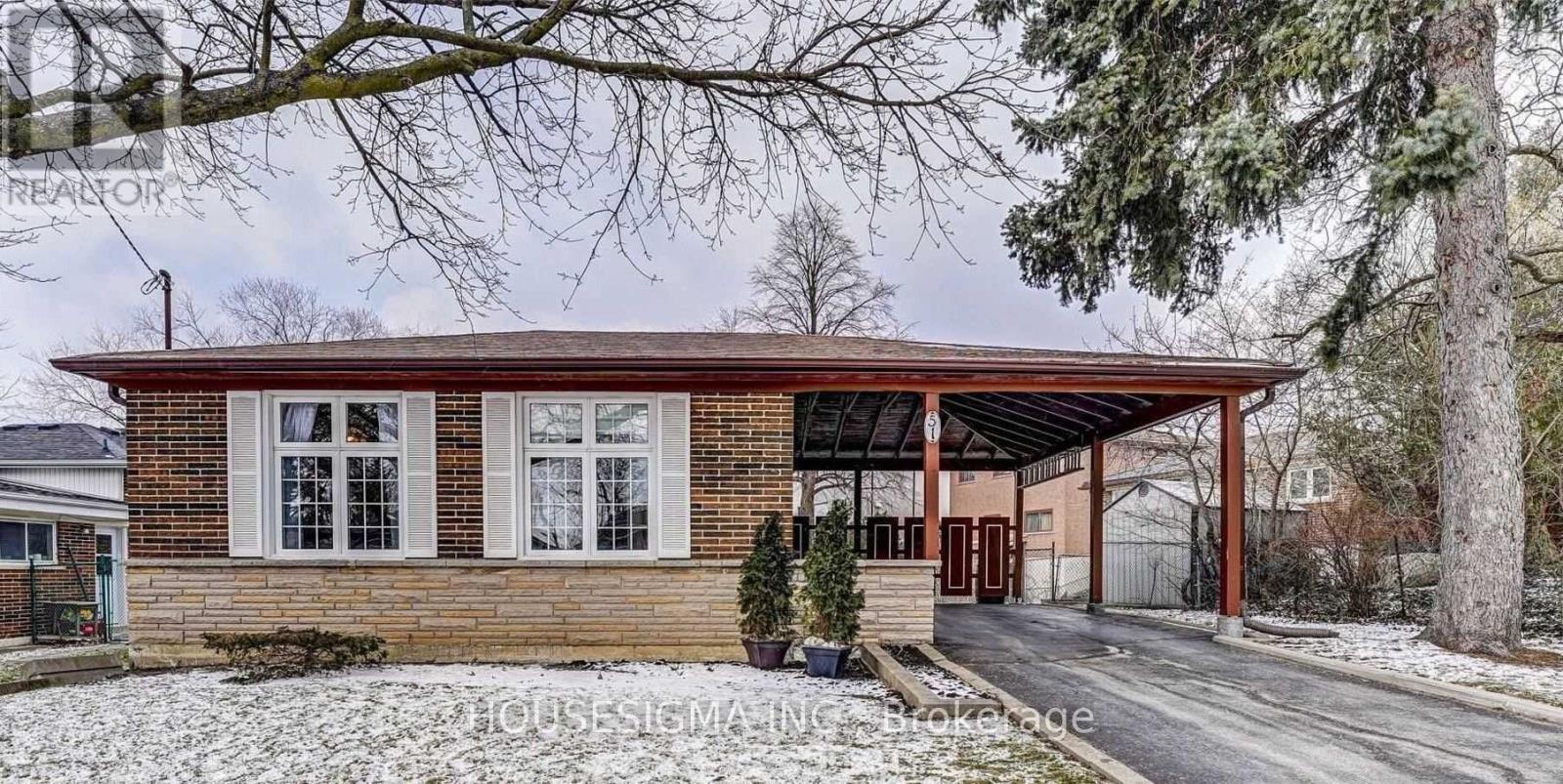 BSMT - 51 AXSMITH CRESCENT, Toronto, Ontario