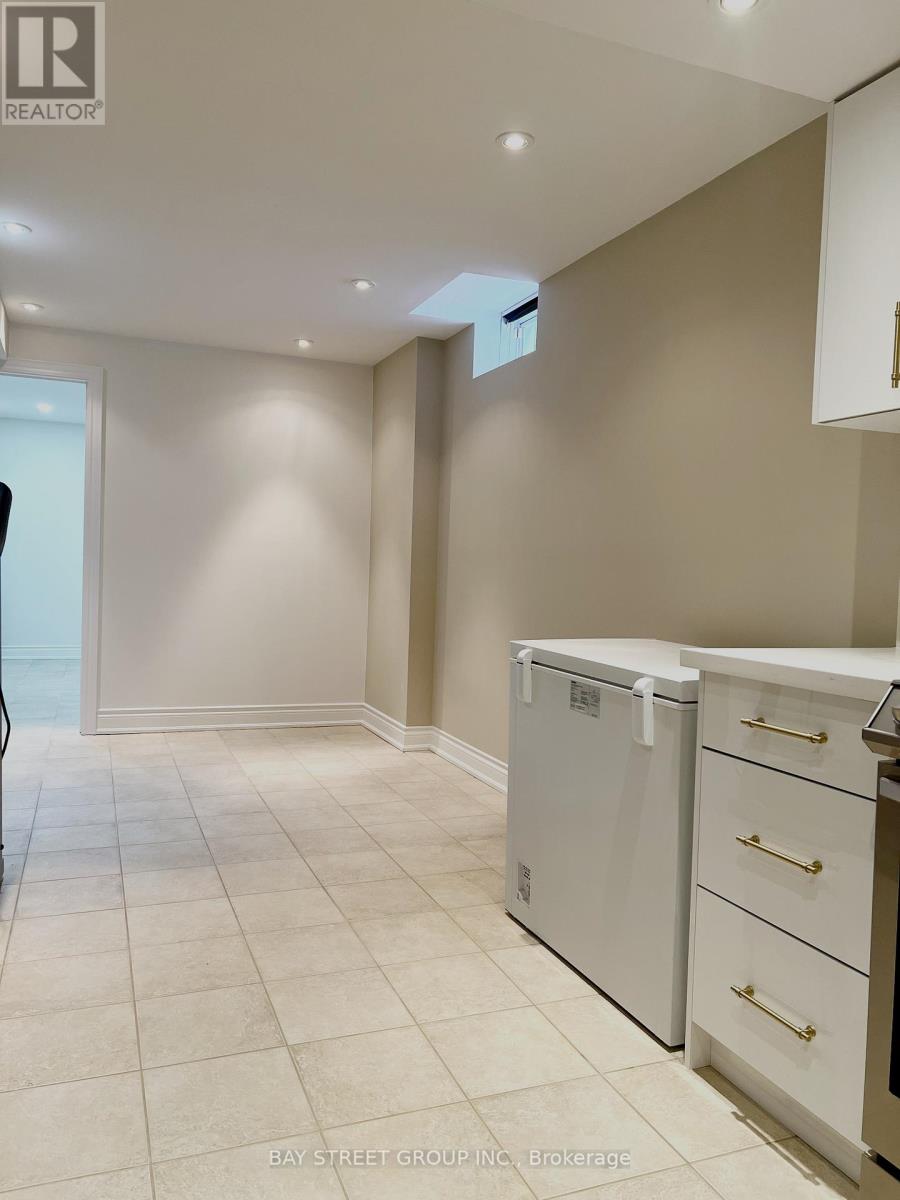 Bsmt 96 Preston Hill Crescent, Vaughan, Ontario  L4K 5L5 - Photo 15 - N13739258