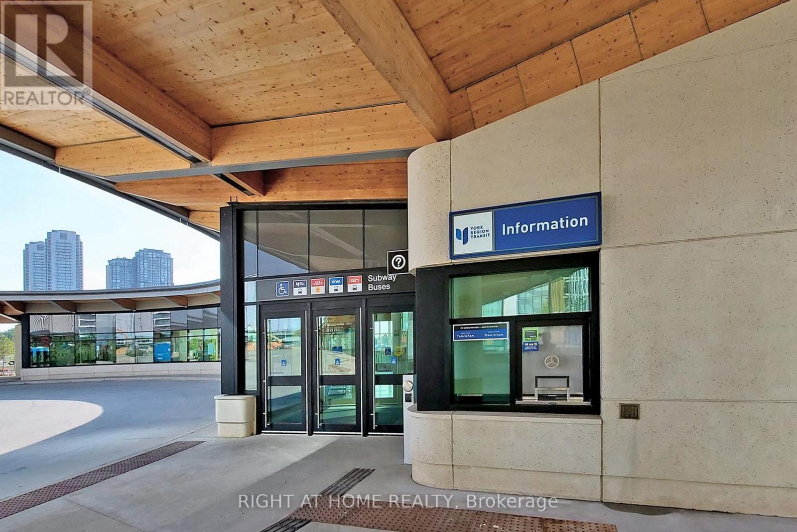 1709 - 7890 Jane Street, Vaughan, Ontario  L4H 0K9 - Photo 11 - N13739260